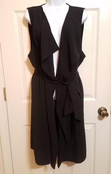 Forever 21 Jackets & Blazers - Plus size sleeveless duster.